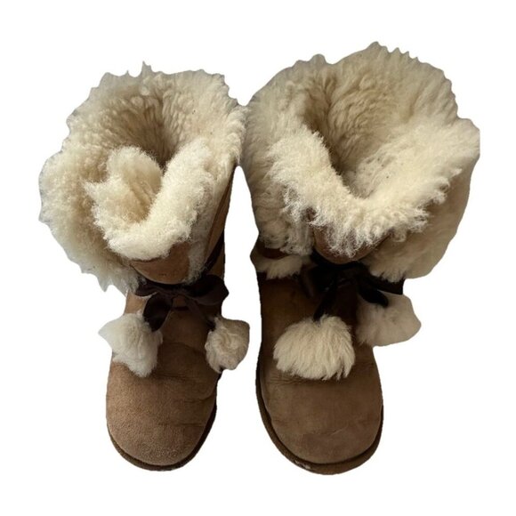 UGG Kids Girls Size 4 Gita Pom Pom Suede Chestnut Sheepskin Boots *READ* - Picture 2 of 10